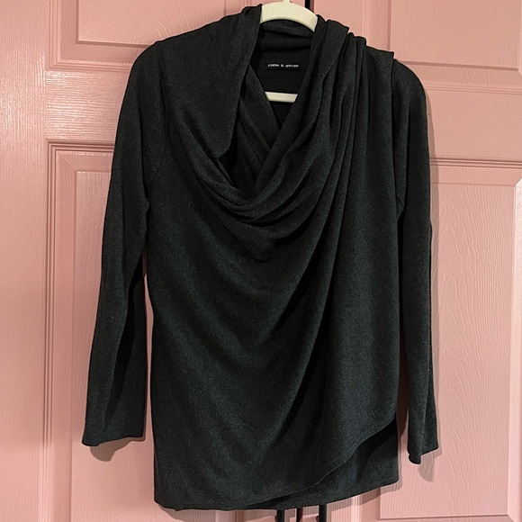 ✨EUC✨Cable & Gauge Gray Wrap Sweater - One Size Fits Most : Womens SM - XL. - Picture 1 of 5
